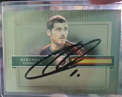 2014 Futera Unique Conquerors Autograph Iker Casillas On card Auto 9/15 CQ28 - Image 1