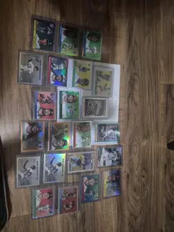 Massive Cards Lot. Ken Griffey Jr Rookie. Autos Numbered - Image 1