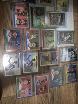 Massive Cards Lot. Ken Griffey Jr Rookie. Autos Numbered - Image 3