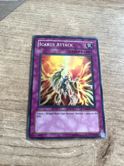 Icarus Attack DR04-EN235 Dark Revelation Volume 4 Unlimited|Unlimited Edition - Image 3