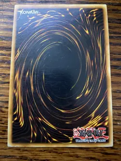 MP Yugioh Red-Eyes Black Dragon SDJ-001 1st Edition Holo Rare Yu-Gi-Oh! - Image 3