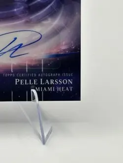 2025-26 Topps Midnight Pelle Larsson Stroke Of Midnight Auto - Image 5