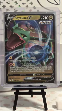Rayquaza V 110/203 Evolving Skies Ultra Rare Holo Pokemon TCG Card NM - Image 3