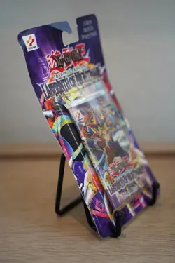 2002 Yugioh LON 1st Edition Labyrinth of Nightmare Blister Pack Sealed TCG - Image 4
