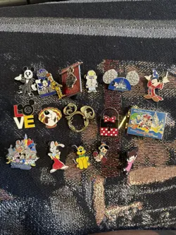Disney Trading Pin Collection Lot Of 17 Authentic Pins Star Wars Limited, Editio - Image 1