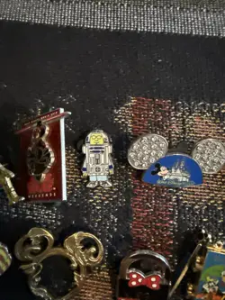 Disney Trading Pin Collection Lot Of 17 Authentic Pins Star Wars Limited, Editio - Image 4