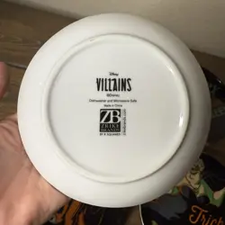 Disney Villains Halloween Plates 6" Snack Appetizer Plates Round Set of 4 - Image 5