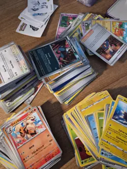 Pokemon TCG Bulk Lot 400+ Cards Mixed Language English Japanese HOLOS Included - Image 5
