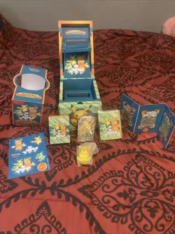 Pokemon Paldea Adventure Chest with Promos Svp088 Pikachu & Accessories No Packs - Image 1