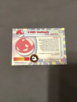 2000 Topps Pokemon Voltorb #100 TV Animation Edition Blue Label - Image 2