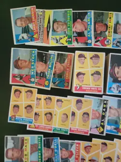 1960 Topps Baseball Cards - 207 Different - A Great Economy Starter Lot - Image 4