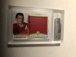 2014-15 ITG Ultimate Memorabilia 14th Edition Super Swatch Stan Mikita Gold 4/5 - Image 1