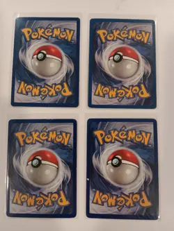 Pokemon 1st Edition Lot Of 4 Cards, Machamp, Omastar, Gloom, Cloyster - Image 2