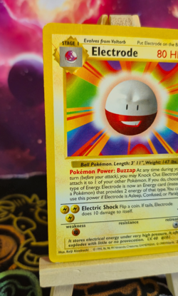 Electrode 21/102 Rare Base Set Shadowless Pokemon Card HP - Image 2