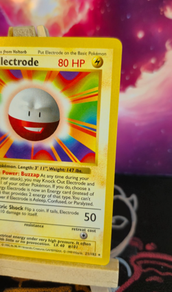Electrode 21/102 Rare Base Set Shadowless Pokemon Card HP - Image 3