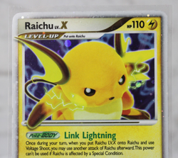 Pokemon Raichu LV.X 99/100 Stormfront Ultra Rare Holo English 2008 Card MP - Image 2