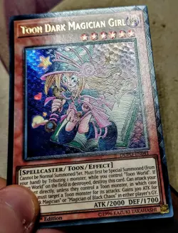 Yu-Gi-Oh! Ultimate Rare Style Toon Dark Magician Girl - Image 3