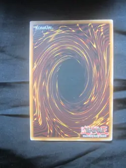 Yu Gi Oh Dark Magician Card LOB-005!! - Image 2