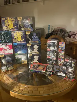 Pokemon TCG BUNDLE! (CHAOS RISING ELITE TRAINER BOX + MORE!!) 17 PACKS TOTAL!!!! - Image 4