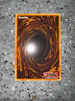 YugiOh 1x Dark Magician Girl LDS3-EN082 (Blue) 1st Edition Ultra Rare NM - Image 4