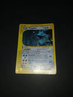 Pokemon AQUAPOLIS - #148/147 Kingdra Crystal - Holo - ENG - Played - Image 3