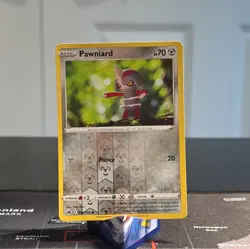 Pawniard 092/159 Common Crown Zenith Pokemon Reverse Holo Lightly Played - Image 1