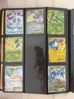 Pokemon card collection + binder, near to new condition - Image 4