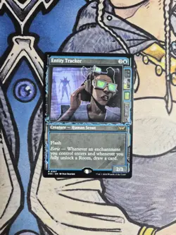 1x Entity Tracker Showcase - NM/M DSK MTG Magic - Image 1