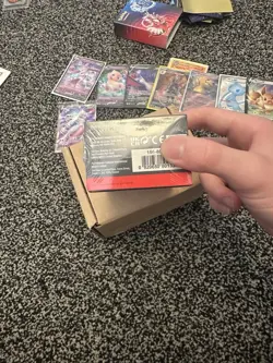 Pokemon TCG Scarlet & Violet—151 Booster Bundle Box, 6 Packs, English (2023) - Image 3