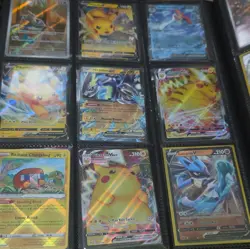 Pokemon TCG Charizard Binder w/ 43 Cards Holo V/VMAX/VSTAR/ex Radiant - Image 3