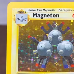 Magneton #9 Base Set Holo LP 1999 Vintage WotC One owner - Image 2