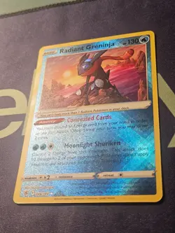 Radiant Greninja 046/189 - Pokemon Astral Radiance (Near Mint) - Image 2