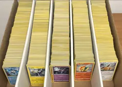 Pokemon TCG Bulk Cards Lots of 1000 Cards - Image 1