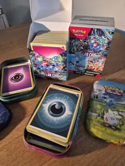 Pokemon TCG Bulk Energy Cards 200+ Mixed Lot Mostly English + Tin Storage - Image 3
