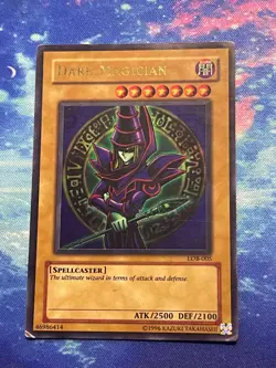 **Yugioh - Dark Magician LOB-005 - Ultra Rare - Unlimited LP** - Image 1