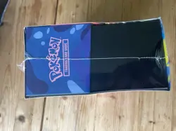 Chaos Rising Pokemon Center Elite Trainer Box - Image 4