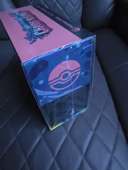 CHAOS RISING POKEMON CENTRE ELITE TRAINER BOX FACTORY SEALED (NO RIPS)🔥💦🔥💦 - Image 5