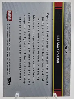 2026 Topps Chrome Marvel Comics #132 Luna Snow Gold RayWave Refractor /50 - Image 2