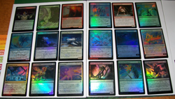 Bloomburrow Tin w/20x Mixed Foil cards 1x Oversized D20 & 1x Snow Land MTG - Image 1
