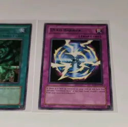 Konami Yu-Gi-Oh! Lot Giant Trunade DB1-EN032 & Hero Barrier EEN-EN049 LP-/ MP - Image 5