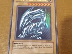 Yugioh: Blue-Eyes White Dragon - SDK-001 - Ultra Rare Card - Unlimited - HP (#1) - Image 3