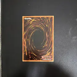 Konami Yu-Gi-Oh! Dark Magician LOB-005 Ultra Rare Holo Unlimited English - Image 2