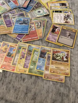 Pokemon Bulk Lot 100 Cards! (50 Holo/25 Vintage/25 Common Uncommon) - Image 4