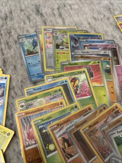 Pokemon Bulk Lot 55 Cards! (25 Holo/15 Vintage/15 Common Uncommon) FREE SHIPPING - Image 4