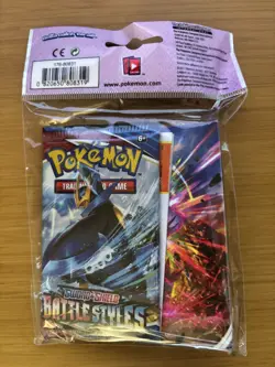 Pokemon TCG Sword & Shield Battle Styles Mini Portfolio & Booster Pack - SEALED - Image 3