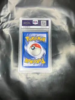 2000 Pokemon Baby Pikachu - World Collection - Italian - #27 - PSA 8 - Image 2