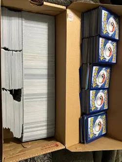Huge Pokemon card collection - Image 2