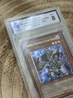Yu-Gi-Oh! Broww Huntsman Of Dark World EEN-EN021 1st Edition Ultimate Rare - Image 3