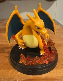 Charizard ex Super Premium Collection Box Card Display Pokemon FIGURE ONLY - Image 1
