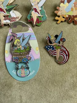 Seasonal Disney Tinker Bell Trading Pins Lot Of 7 - Christmas, Thanksgiving - Image 4